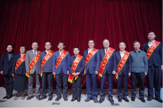 1765940755140161.png image.png